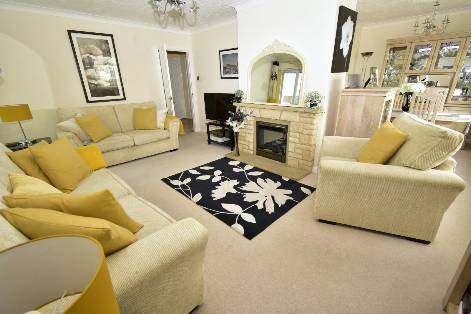 A LOUNGE 1.JPG